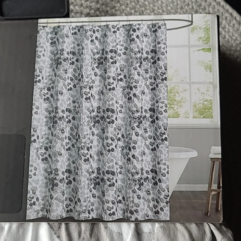 Artisan grey silver